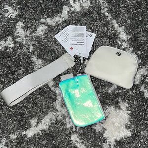 NWT LULULEMON Dual Pouch Wristlet Iridescent